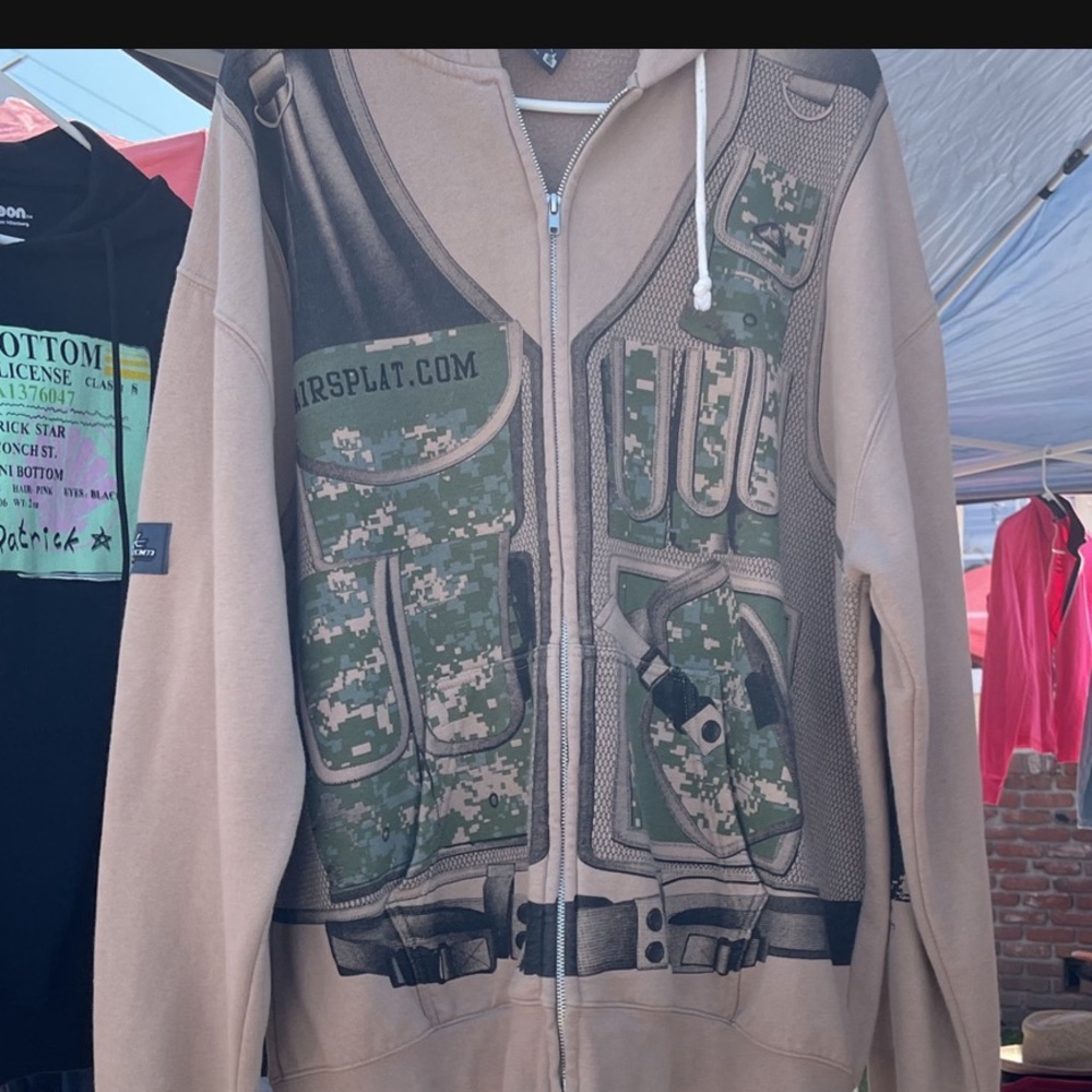 New never used Zip Up Sweater no tags